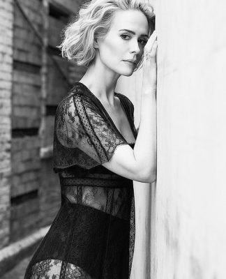 Black Maxi Terani Dresses Will Make Your Silhouette Flawless