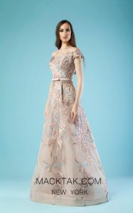 Chic, Luxurious and Majestic is This Lovely Gatti Nolli Gown