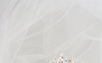 Classic Embroidered Strapless Style