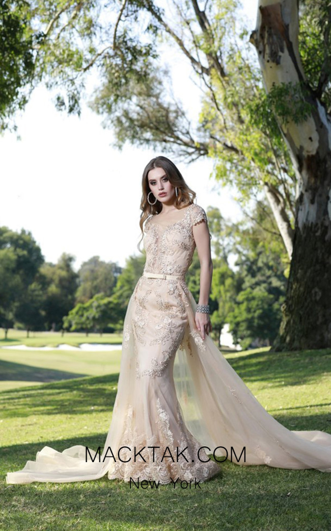 shail k 33924 Nude Front