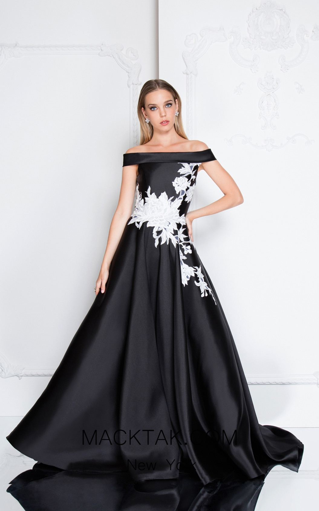 Terani 1813P5073 Black White Front 
