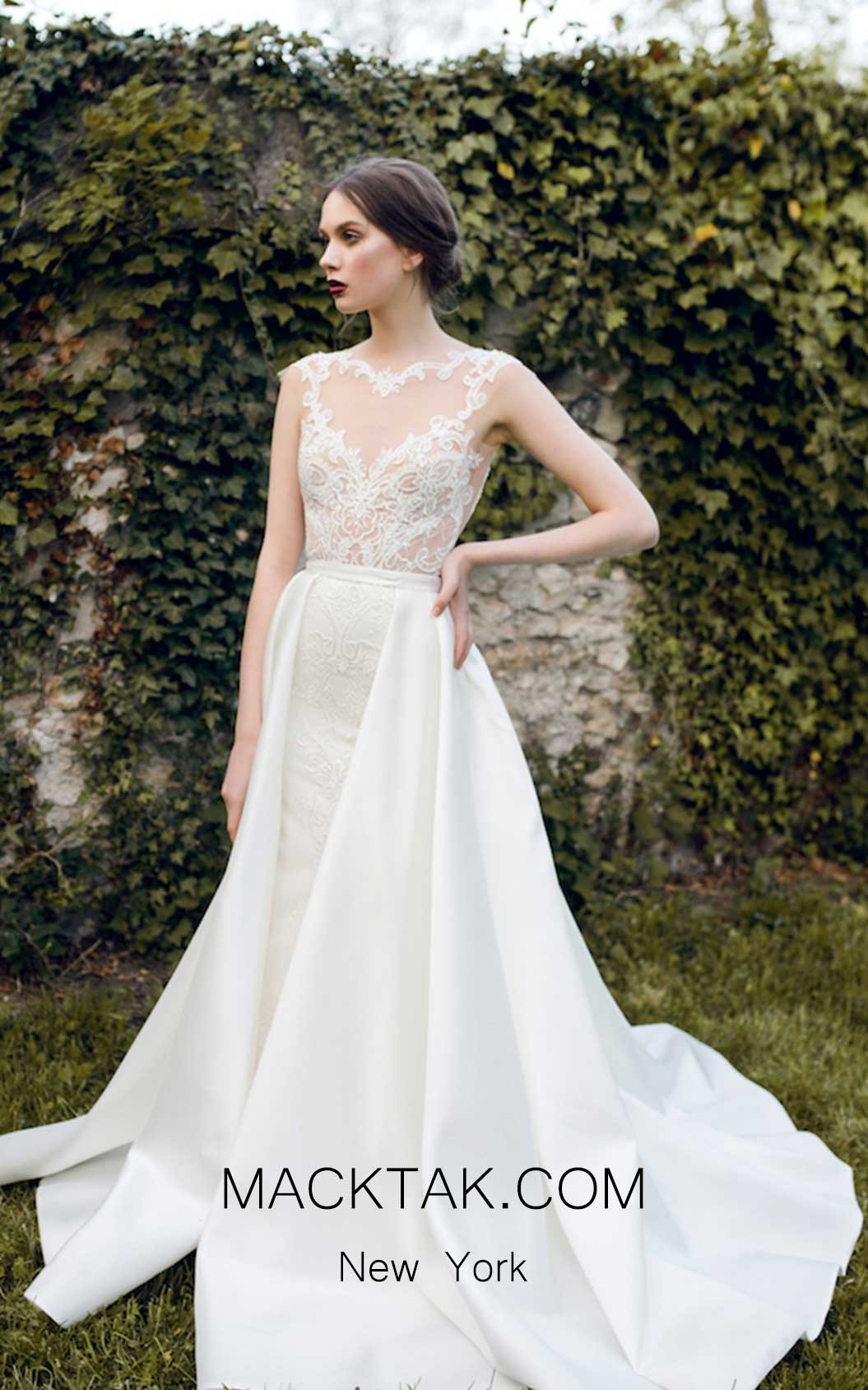 Ange Etoiles Aurora Ivory Front Bridal Dress