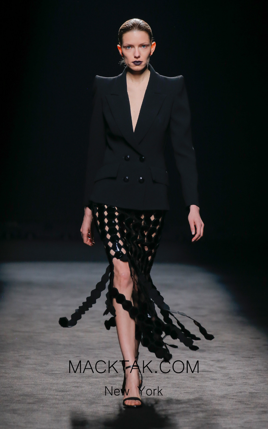 Isabel Sanchis Laives Dress