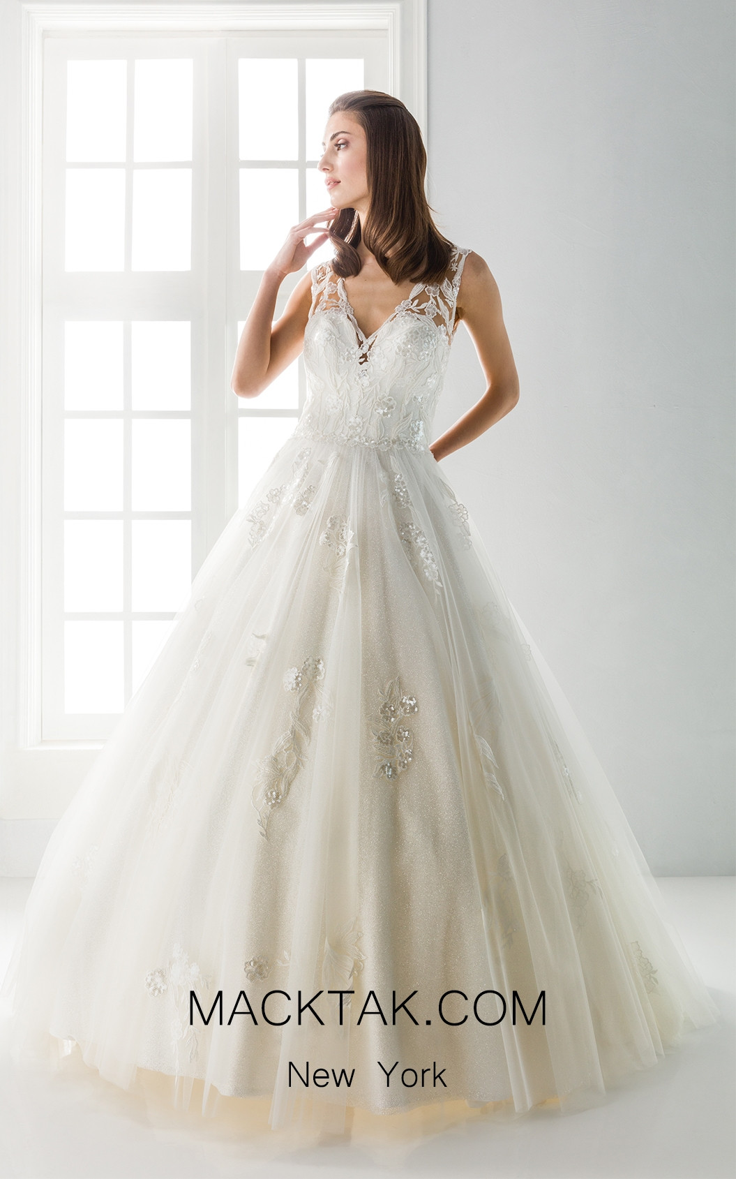 Jiouli Melia 744 Ivory Front Wedding Dress