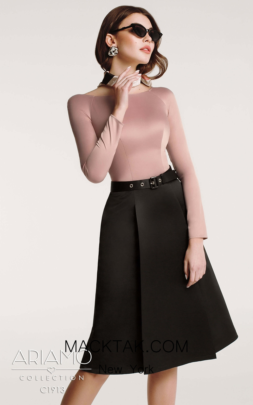 Ariamo C1913 Front Dress