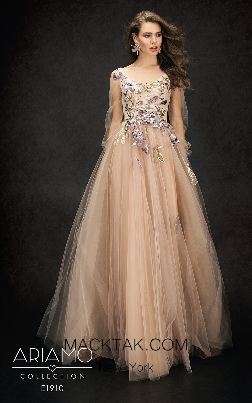 Ariamo E1910 Front Dress