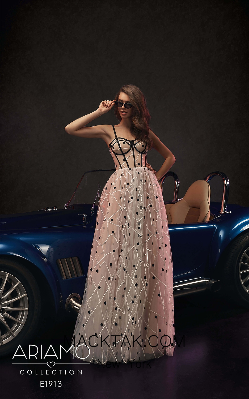 Ariamo E1913 Front Dress