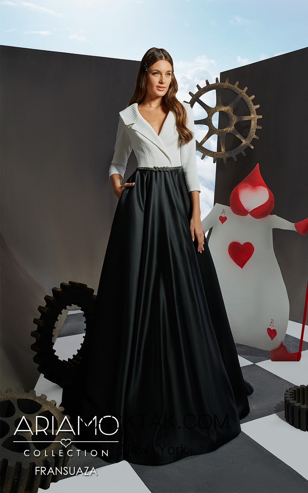 Ariamo Fransuaza Front Dress
