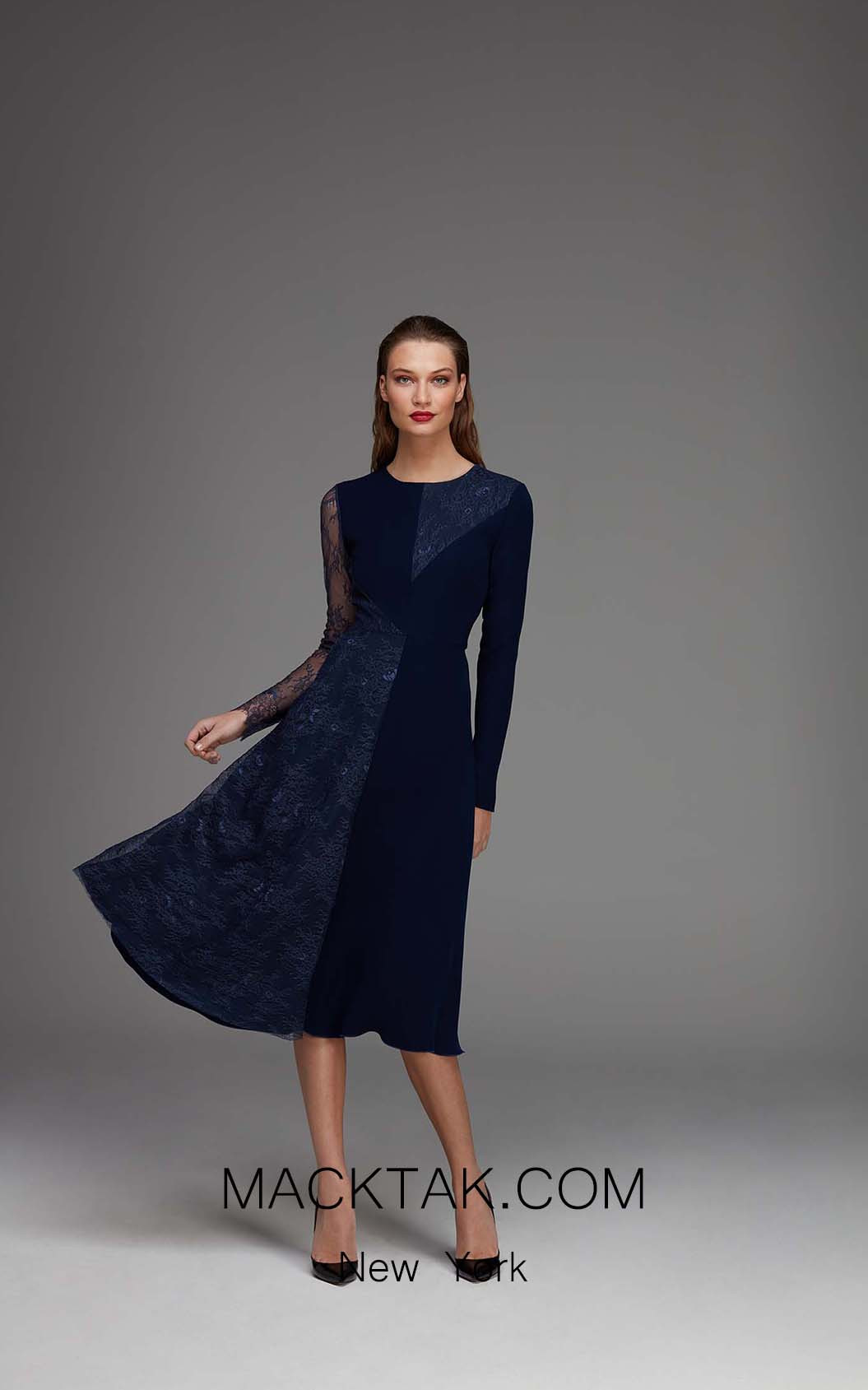 Victoria Jess Front Dress