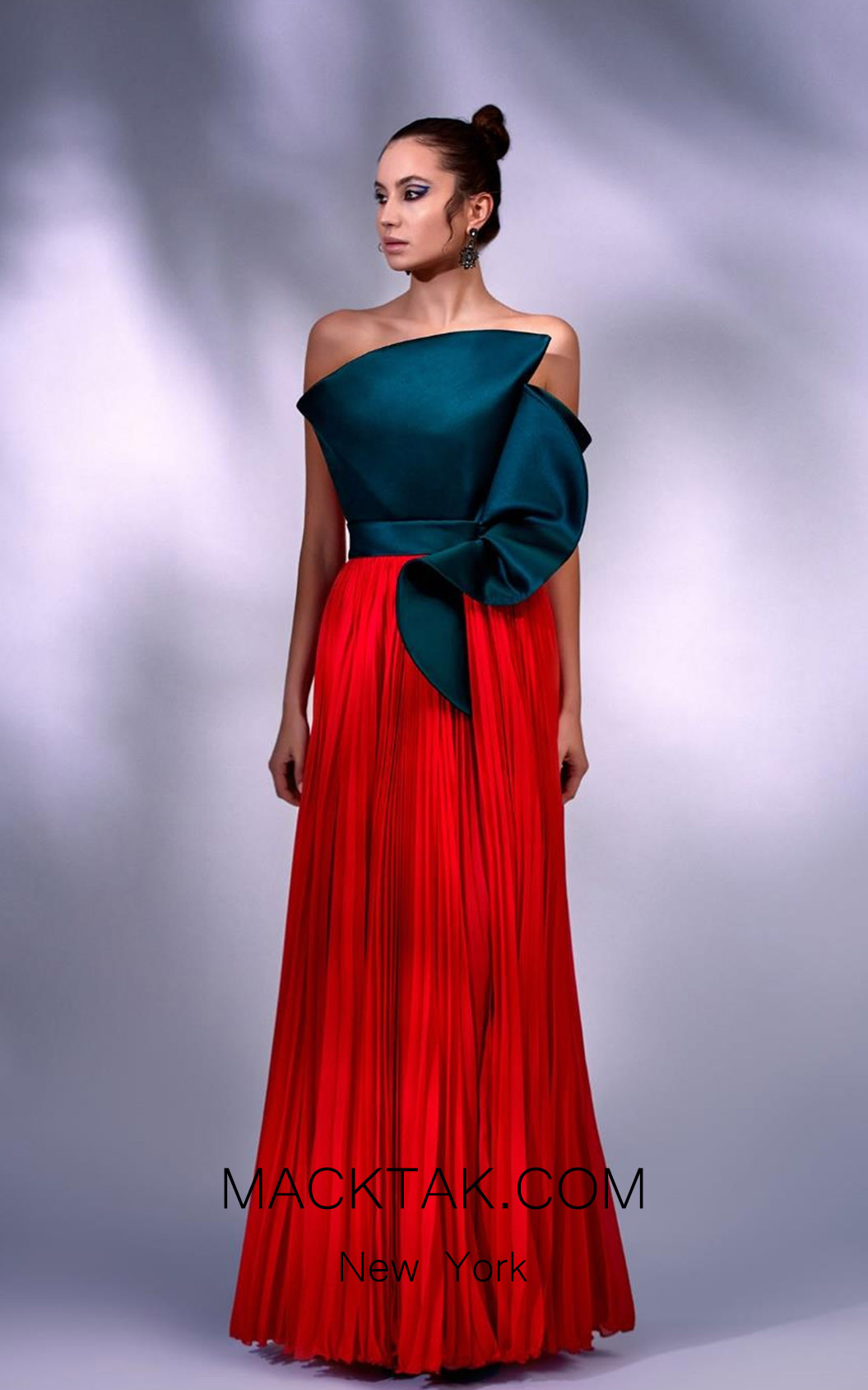 Zorani 7038 Front Dress