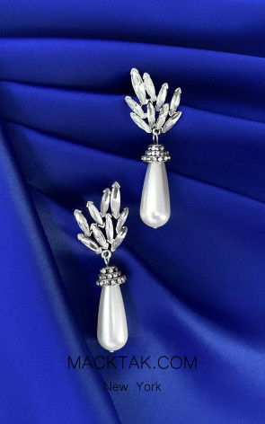 MackTak Earrings 2028