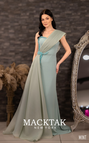 Three N 192 Evening Dress