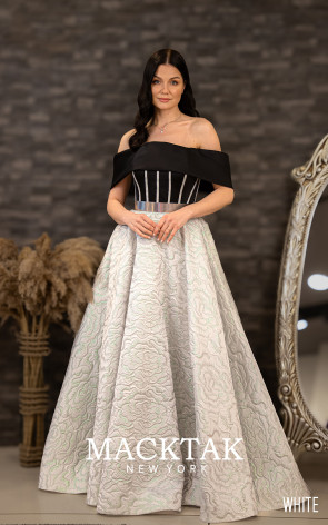 Three N 199 Evening Dress