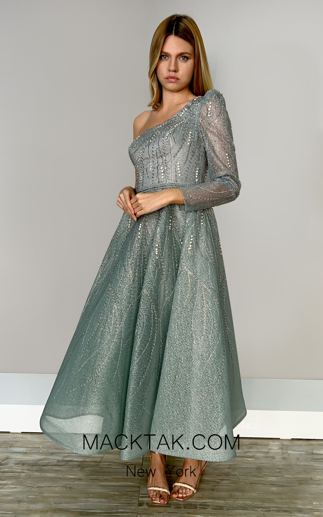 MackTak Collection 1682 Dress