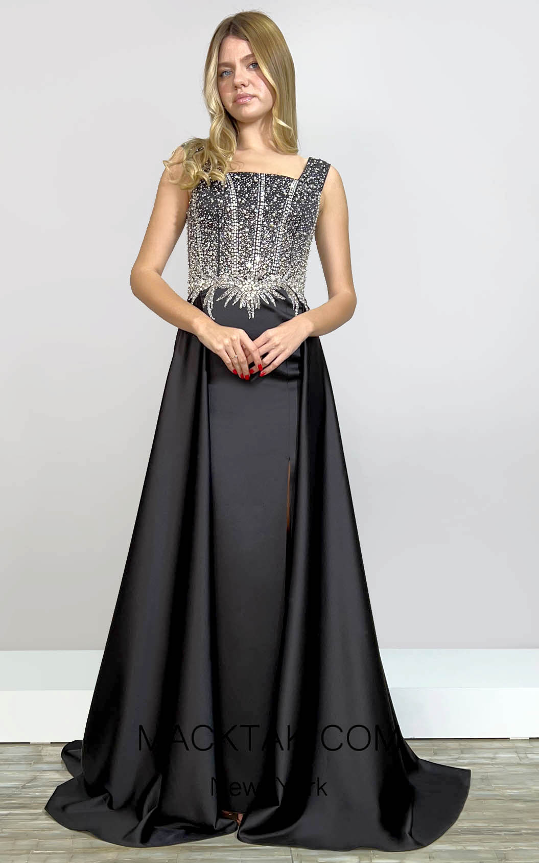 MackTak Collection 4483 Dress