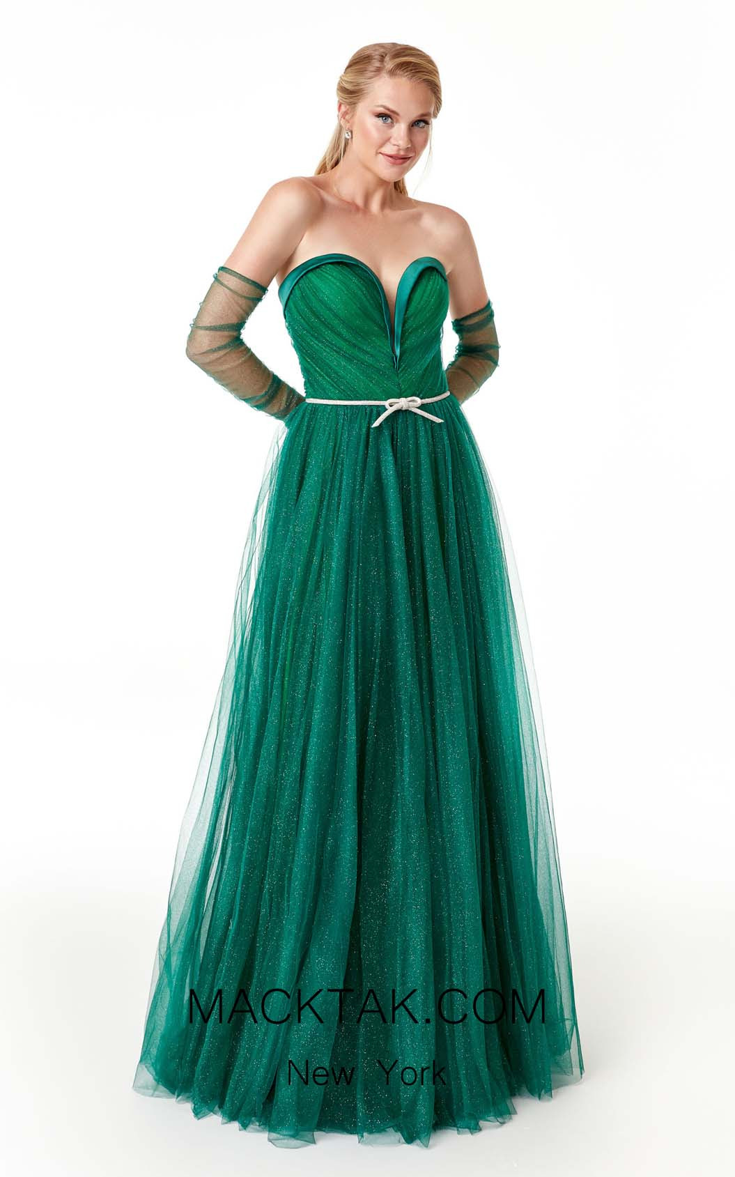 MackTak Collection 701 Dress