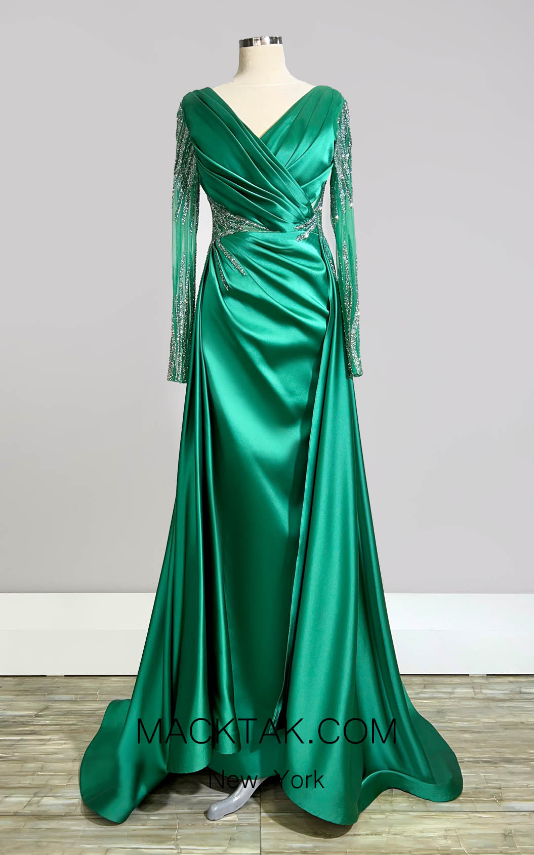 MackTak Collection 7031 Dress