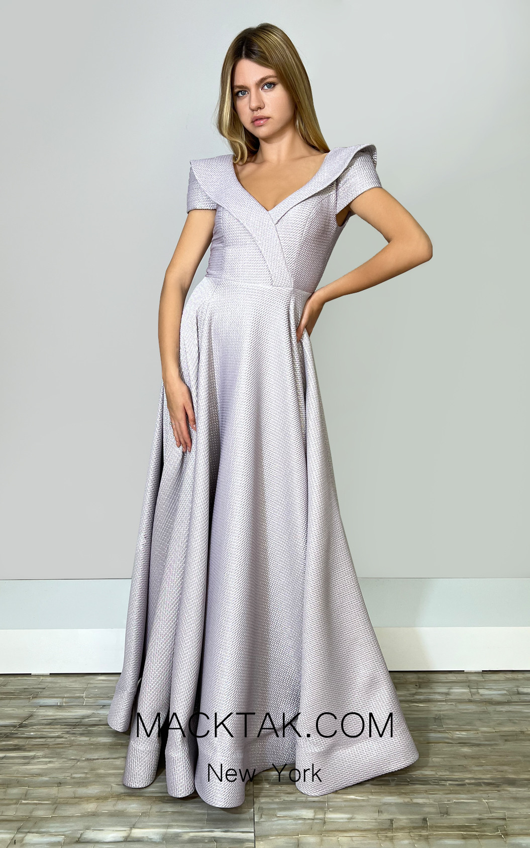MackTak Collection 7050 Dress