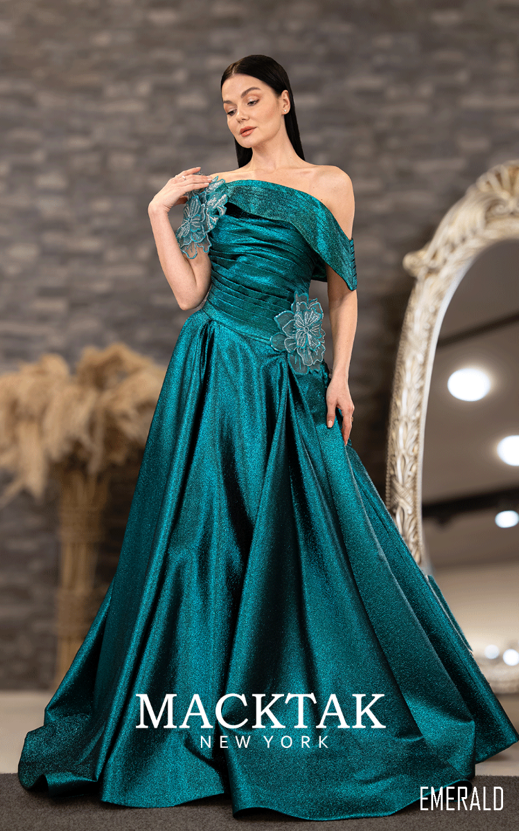 Three N 166 Evening Dress